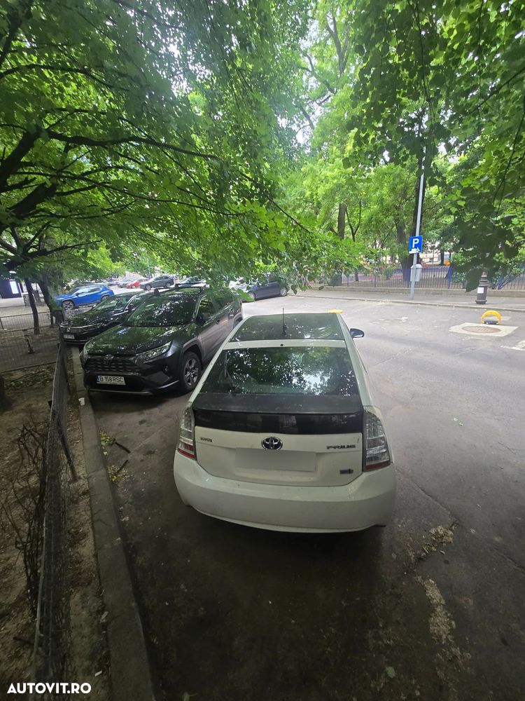 TOYOTA Prius 2011 — imagine 10