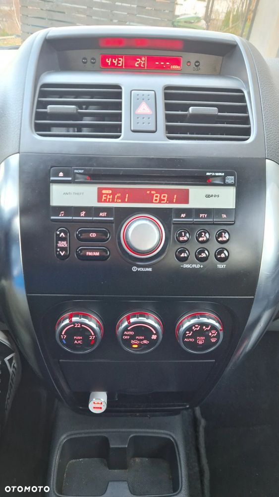 Suzuki SX4 1.6 VVT 4x4 Comfort - 8