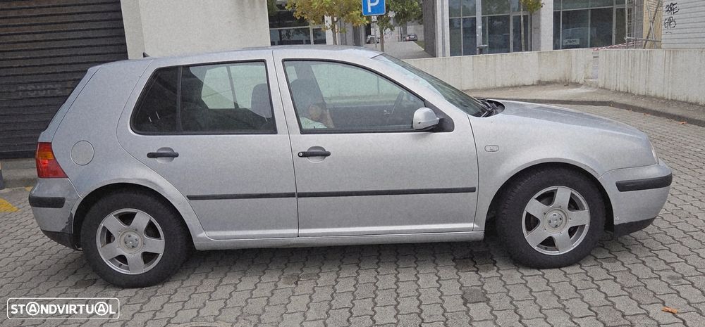 VW Golf 1.4i Confortline - 11