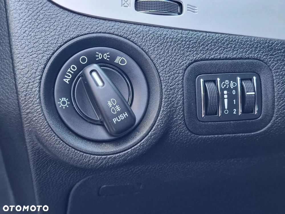 Fiat Freemont 2.0 Multijet 16V DPF Automatik Allrad Black Code - 35