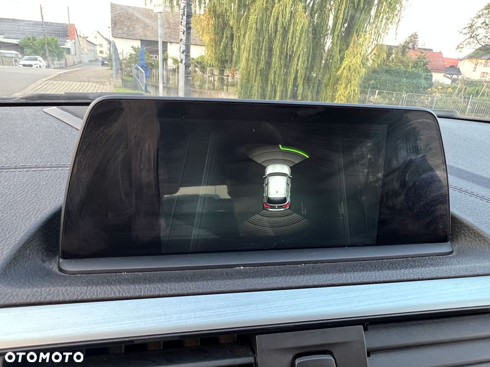 BMW Seria 1 118i M Sport Shadow - 24