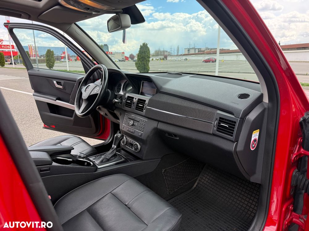 Mercedes-Benz GLK 220 CDI DPF 4Matic BlueEFFICIENCY 7G-TRONIC - 25