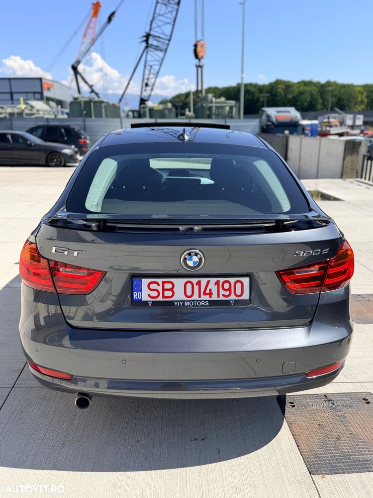 BMW Seria 3 - 12