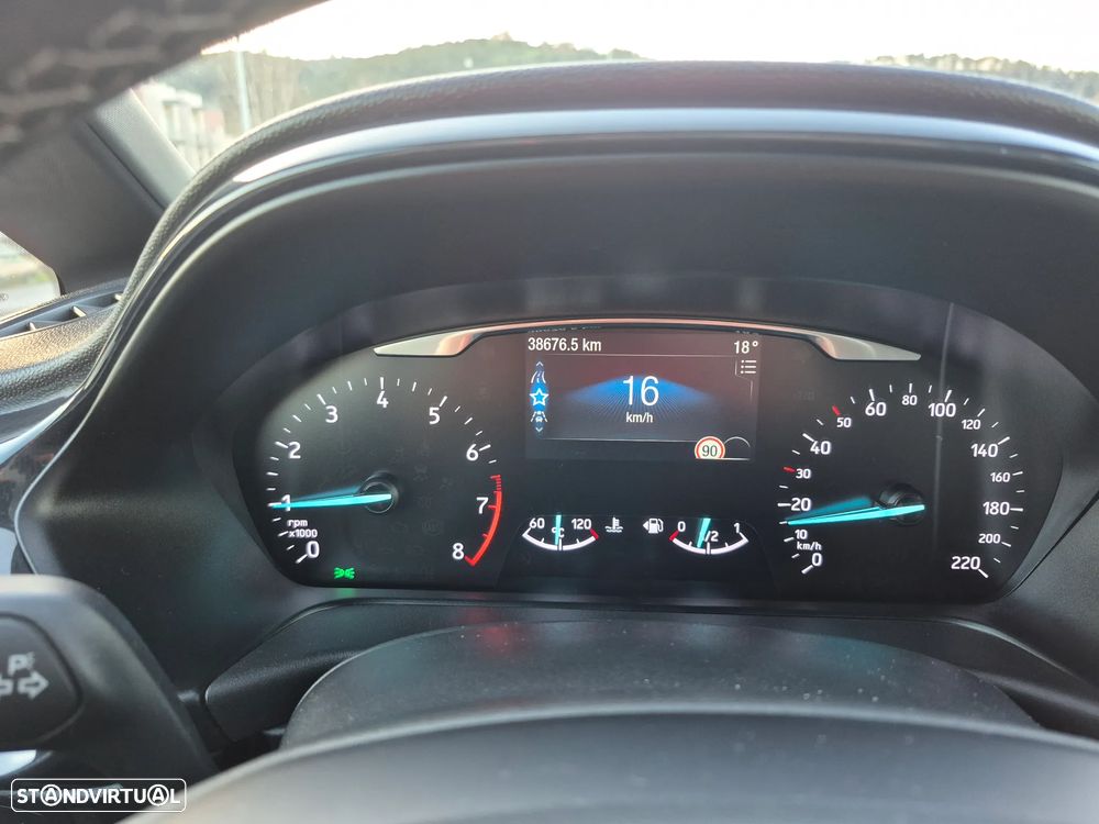 Ford Fiesta 1.0 EcoBoost Active+ - 28