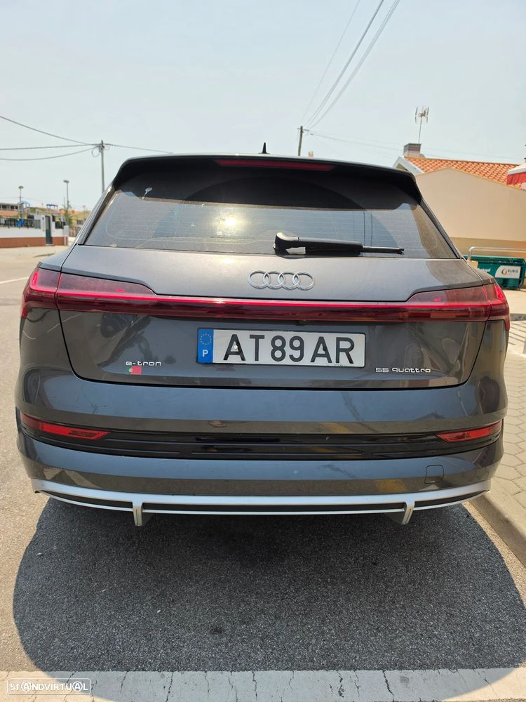 Audi e-tron 55 quattro S line - 4