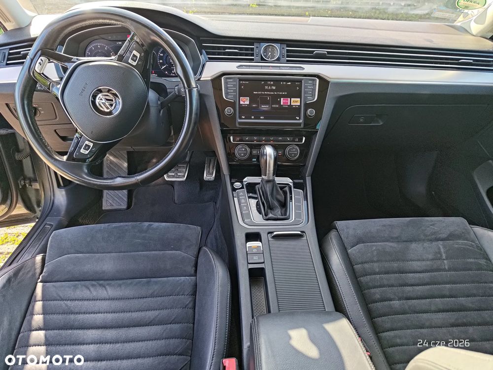 Volkswagen Passat 1.8 TSI BMT Comfortline DSG - 10