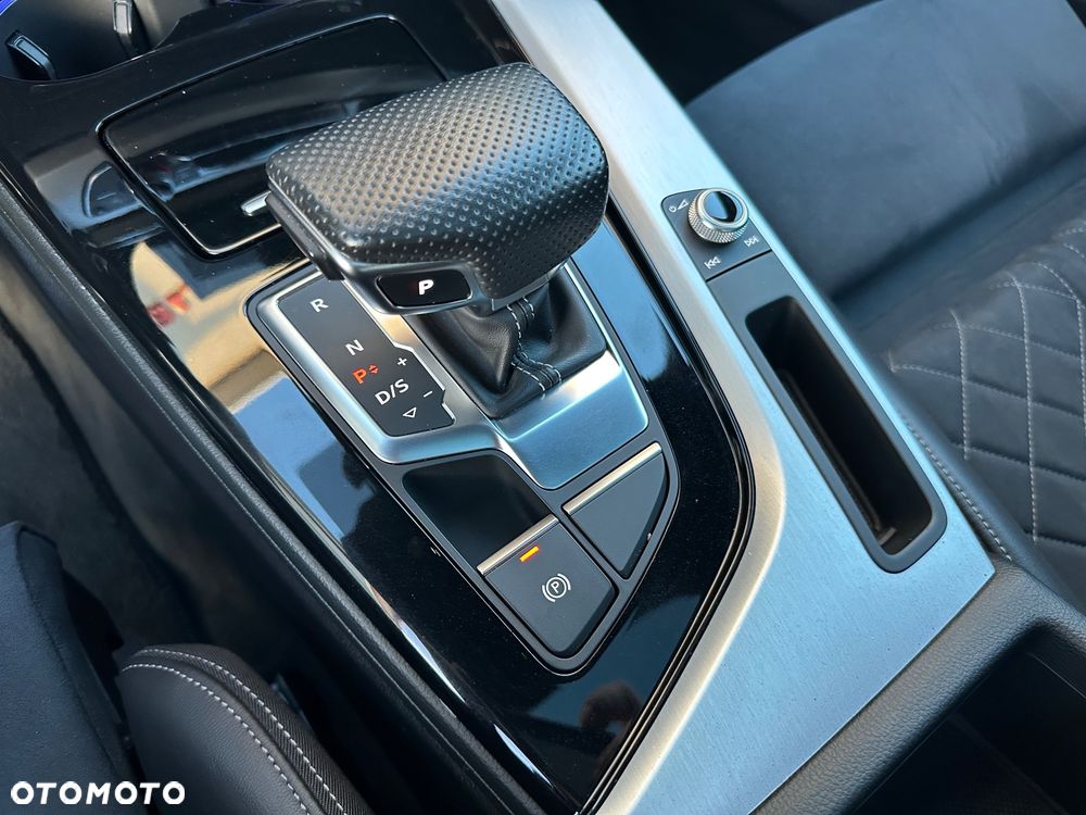 Audi A4 Limousine 40 TFSI S tronic S line - 28