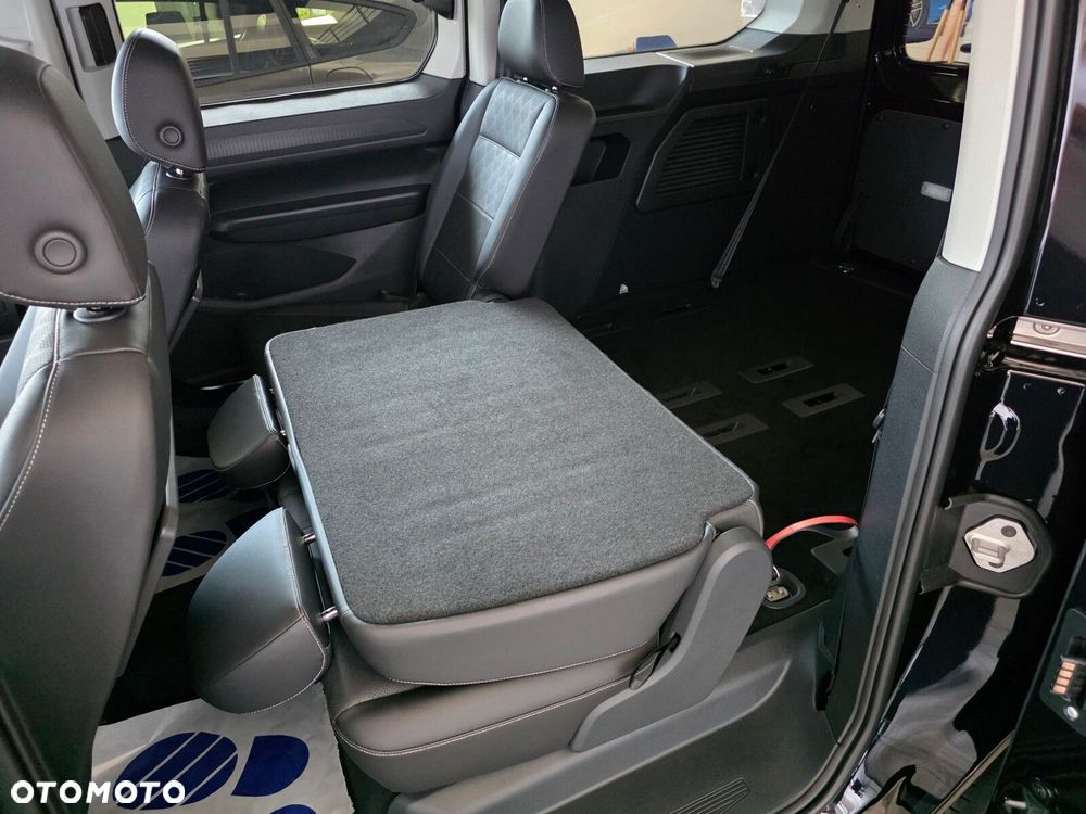 Ford Tourneo Connect - 21