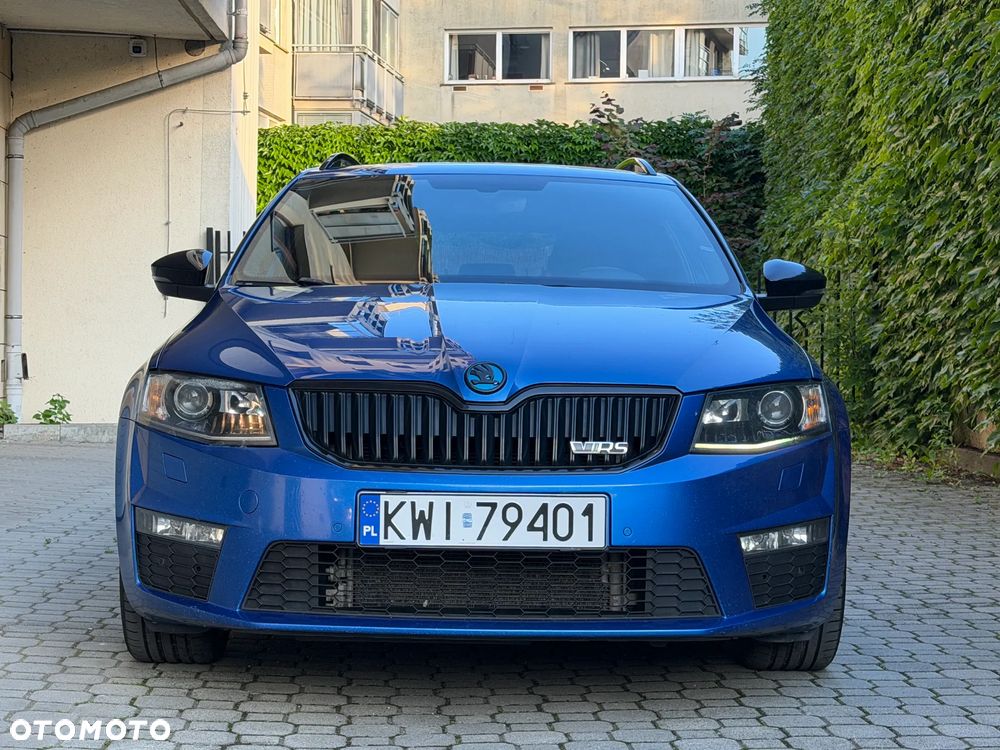 Skoda Octavia 2.0 TSI RS - 11