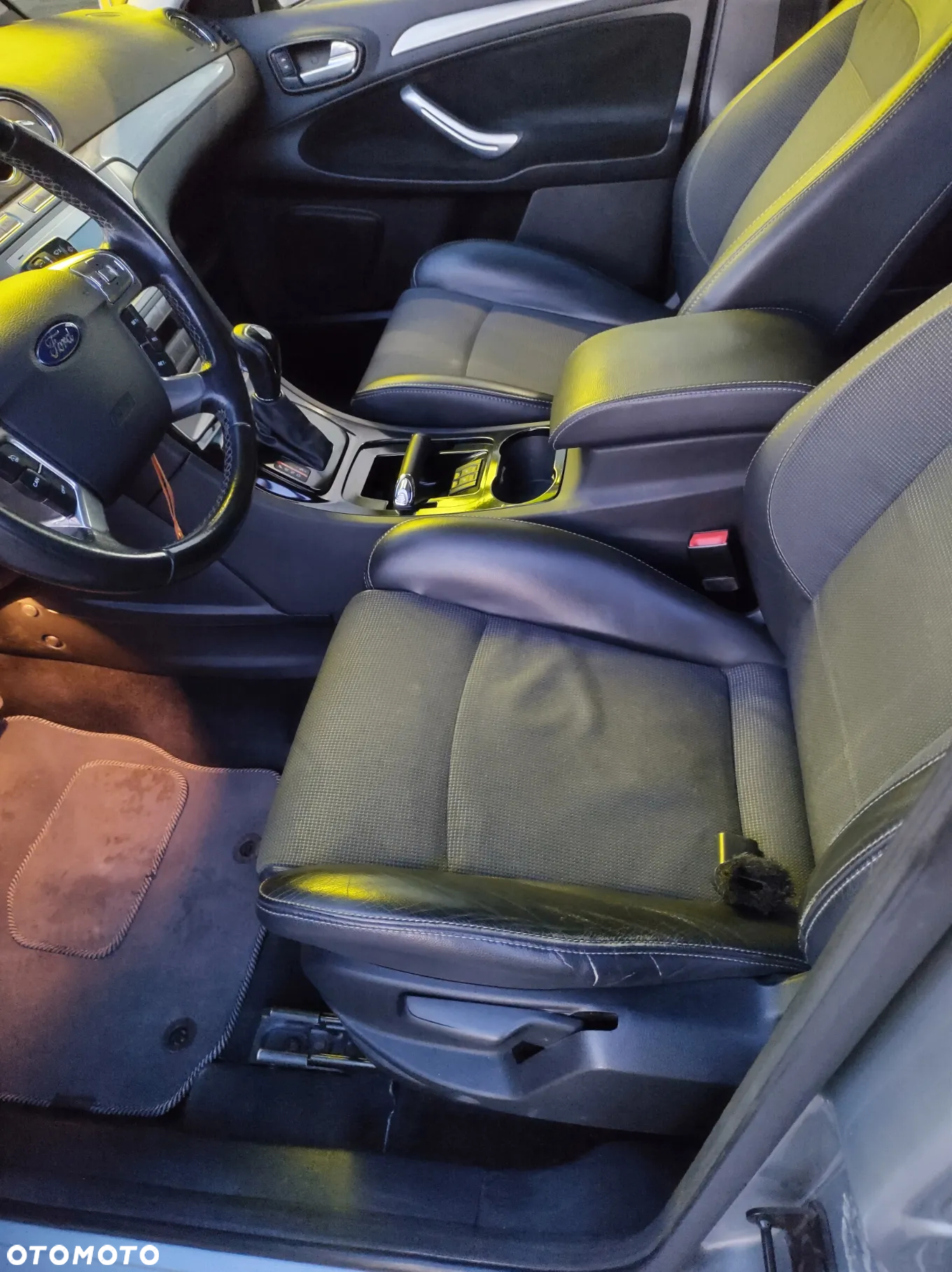 Ford S-Max - 18