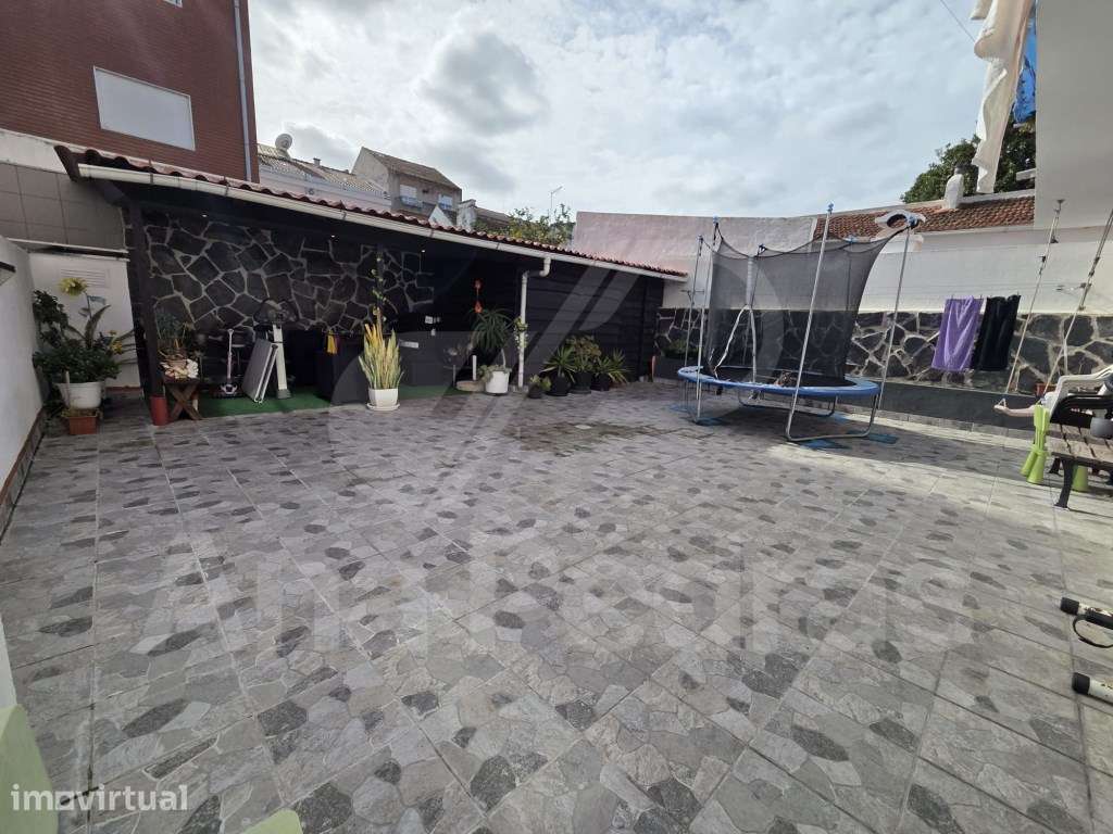 T2 Excecional com Terraço de 50m² na Baixa da Banheira - Grande imagem: 5/30