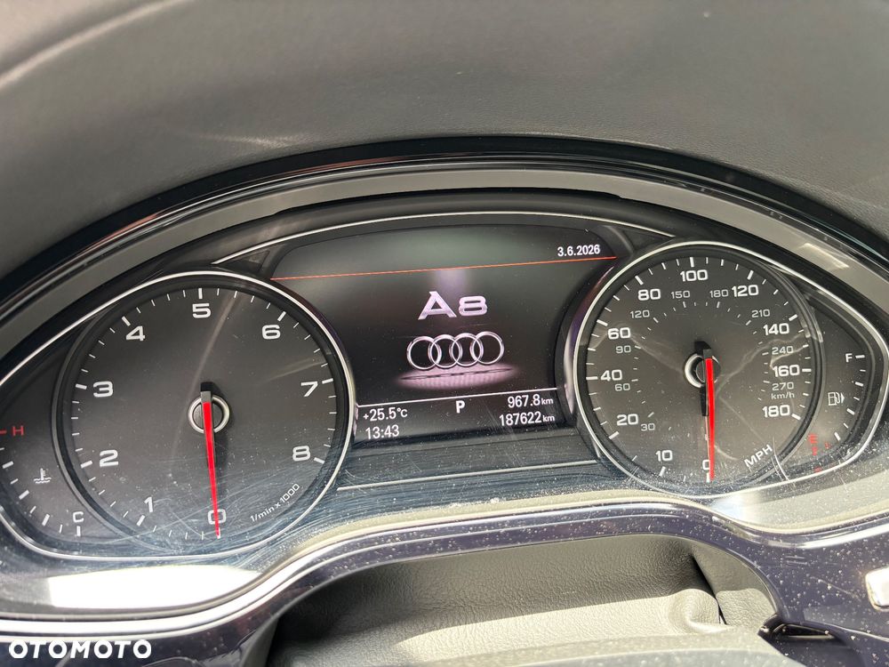 Audi A8 4.0 TFSI L Quattro - 9