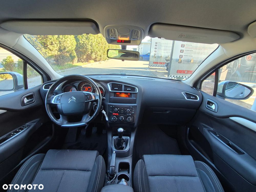 Citroën C4 VTi 120 Attraction - 29