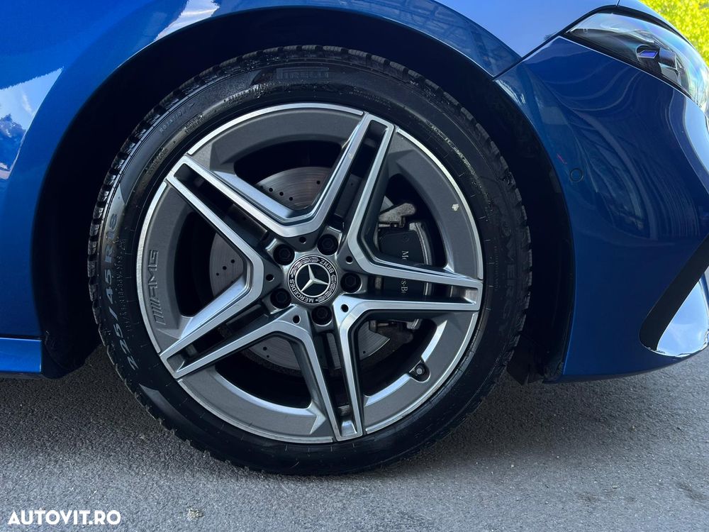 Mercedes-Benz A 220 d 8G-DCT - 24