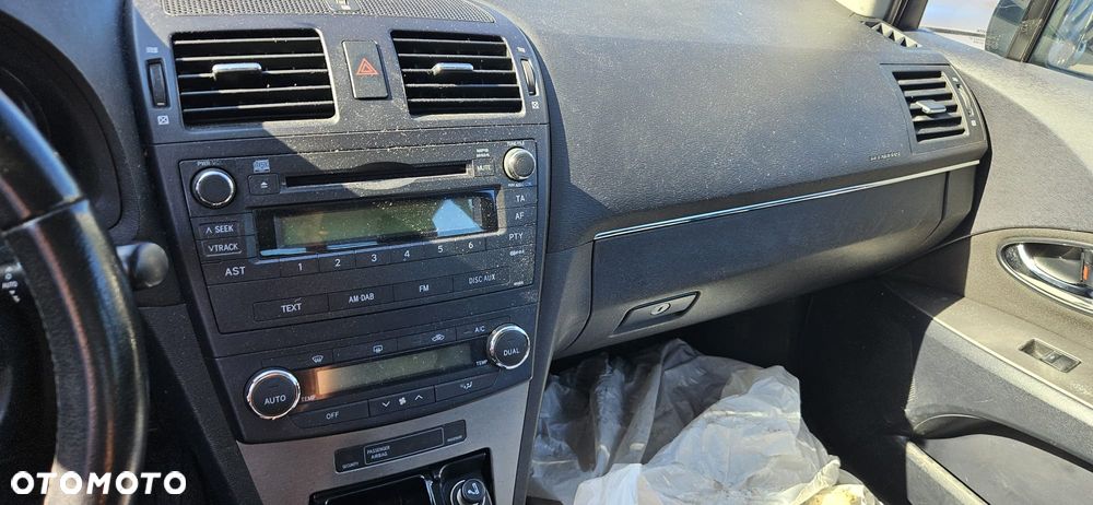 TOYOTA AVENSIS T27 2.0 D4D 1AD-FTV 08 - 11 -  RADIO RADIOODTWARZACZ - 1