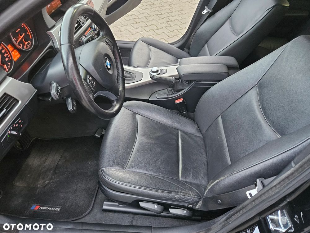 BMW Seria 3 - 21