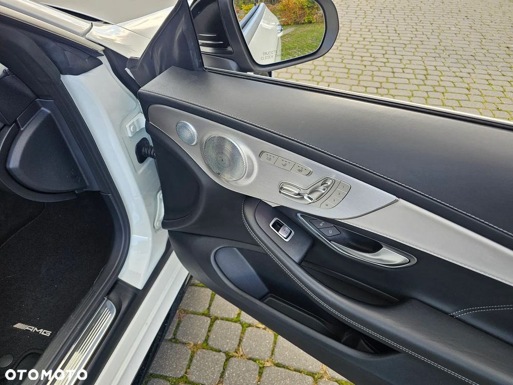 Mercedes-Benz Klasa C AMG 63 S Kabriolet - 16