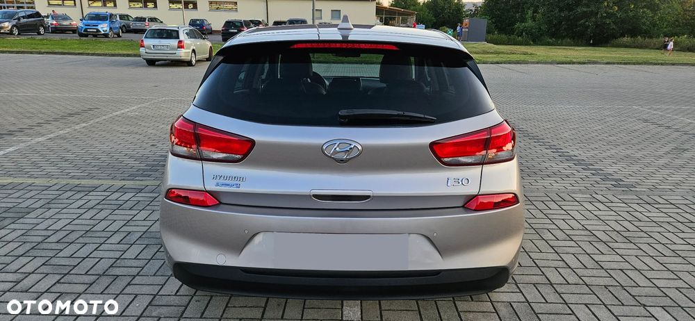 Hyundai i30 1.0 T-GDI Pure - 23