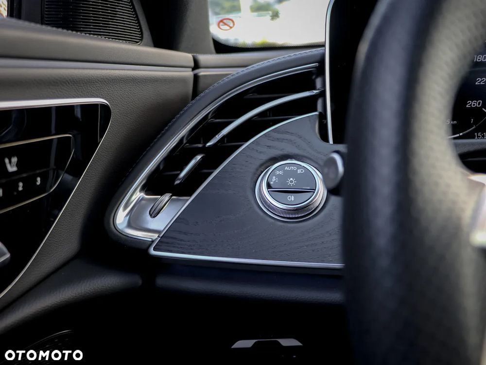 Mercedes-Benz Klasa E 220 d mHEV AMG 9G-Tronic - 24