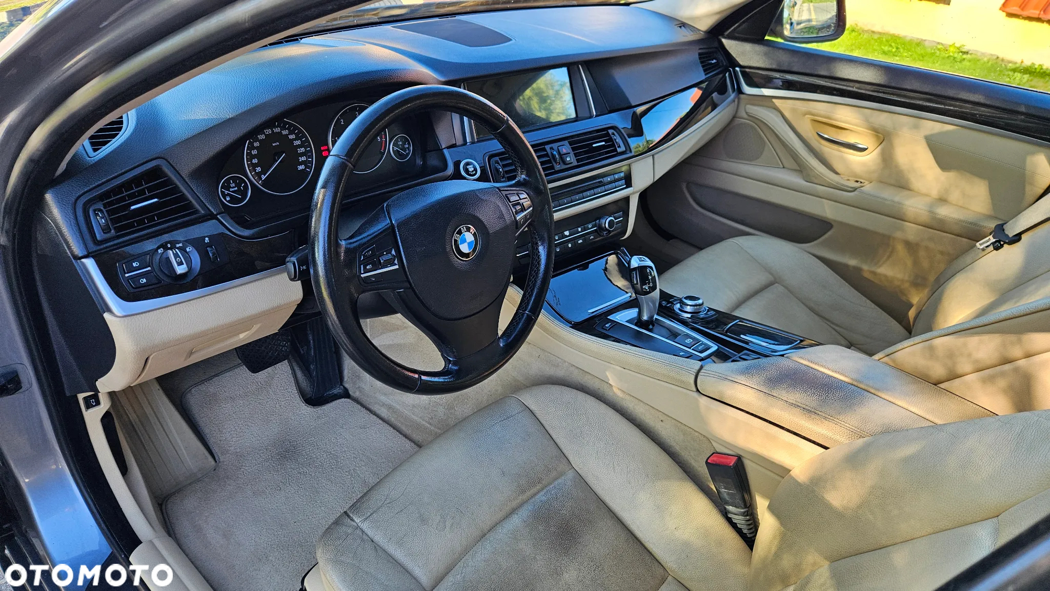 BMW Seria 5 520d Touring Luxury Line - 21