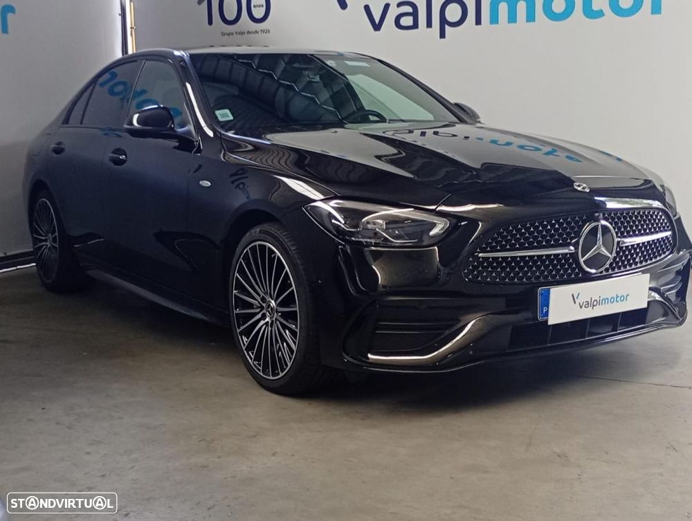 Mercedes-Benz C 300 e AMG Line — fotografia 3