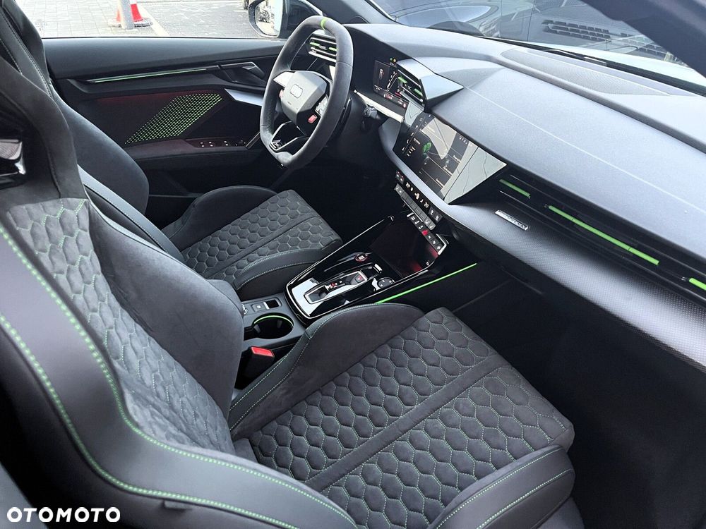 Audi RS3 Sportback - 11