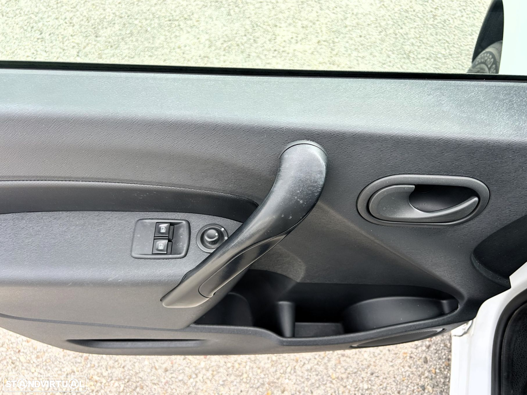 Renault Kangoo ISOTERMICA 1.5 DCI MAXI - 12
