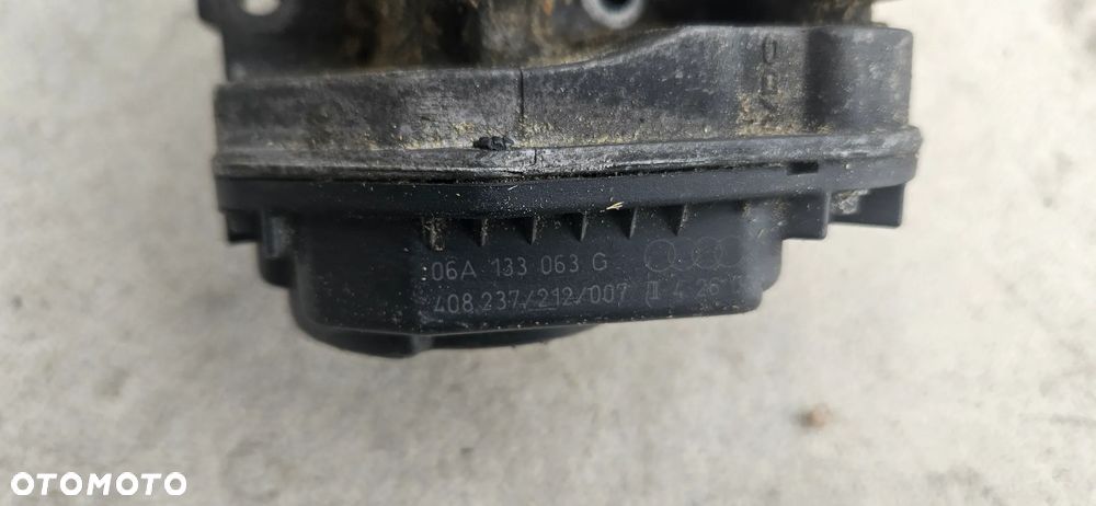 Przepustnica AUDI A3 8L VW Golf IV Octavia I 1,8 T 1,8T 06A133063G - 2