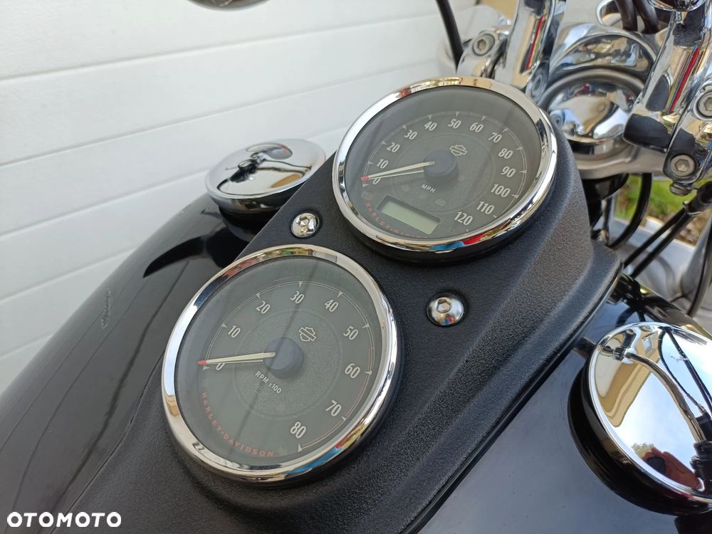 Harley-Davidson Dyna Low Rider - 17