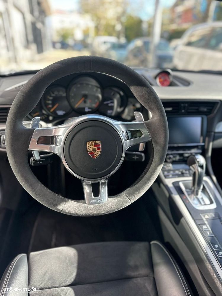 Porsche 911 (991) GT3 - 15