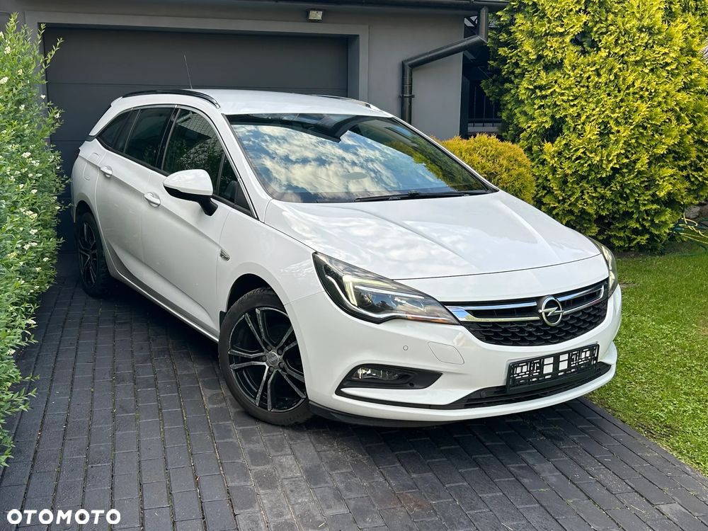 Opel Astra 1.4 Turbo Innovation - 1