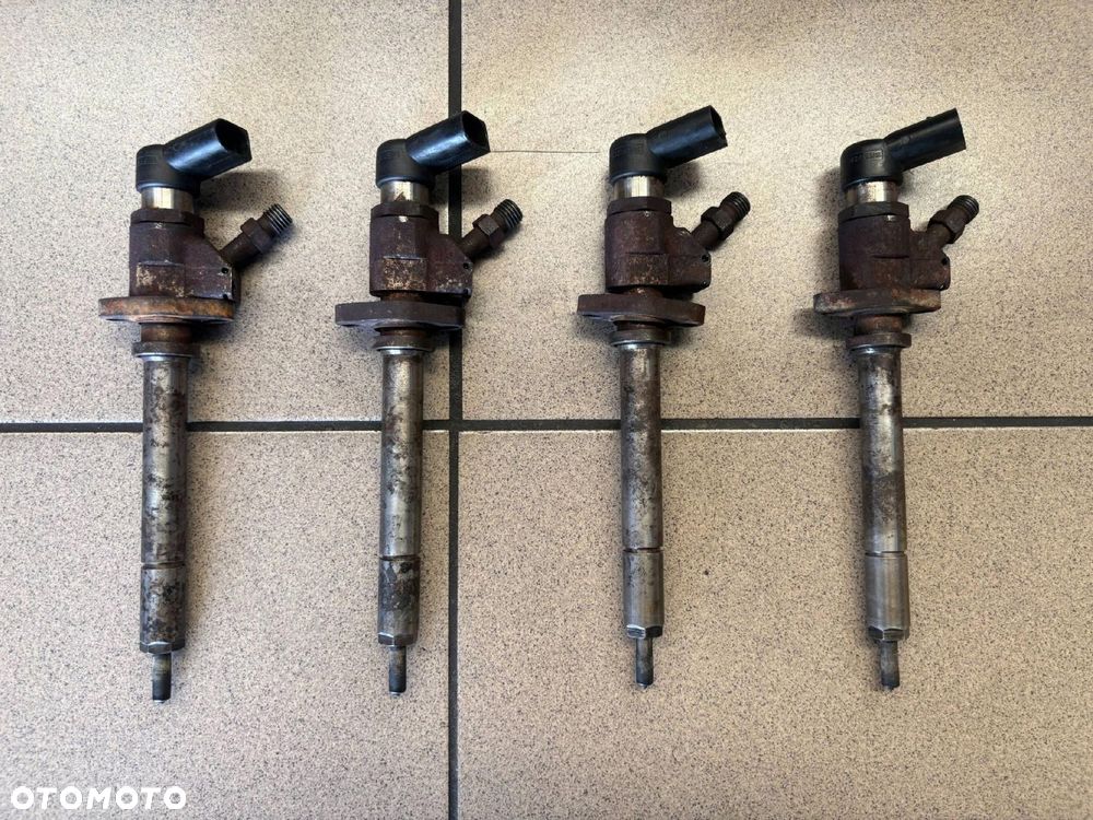 WTRYSKIWACZ 2.0 TDCI FORD VOLVO PEUGEOT CITROEN 9657144580 - 1