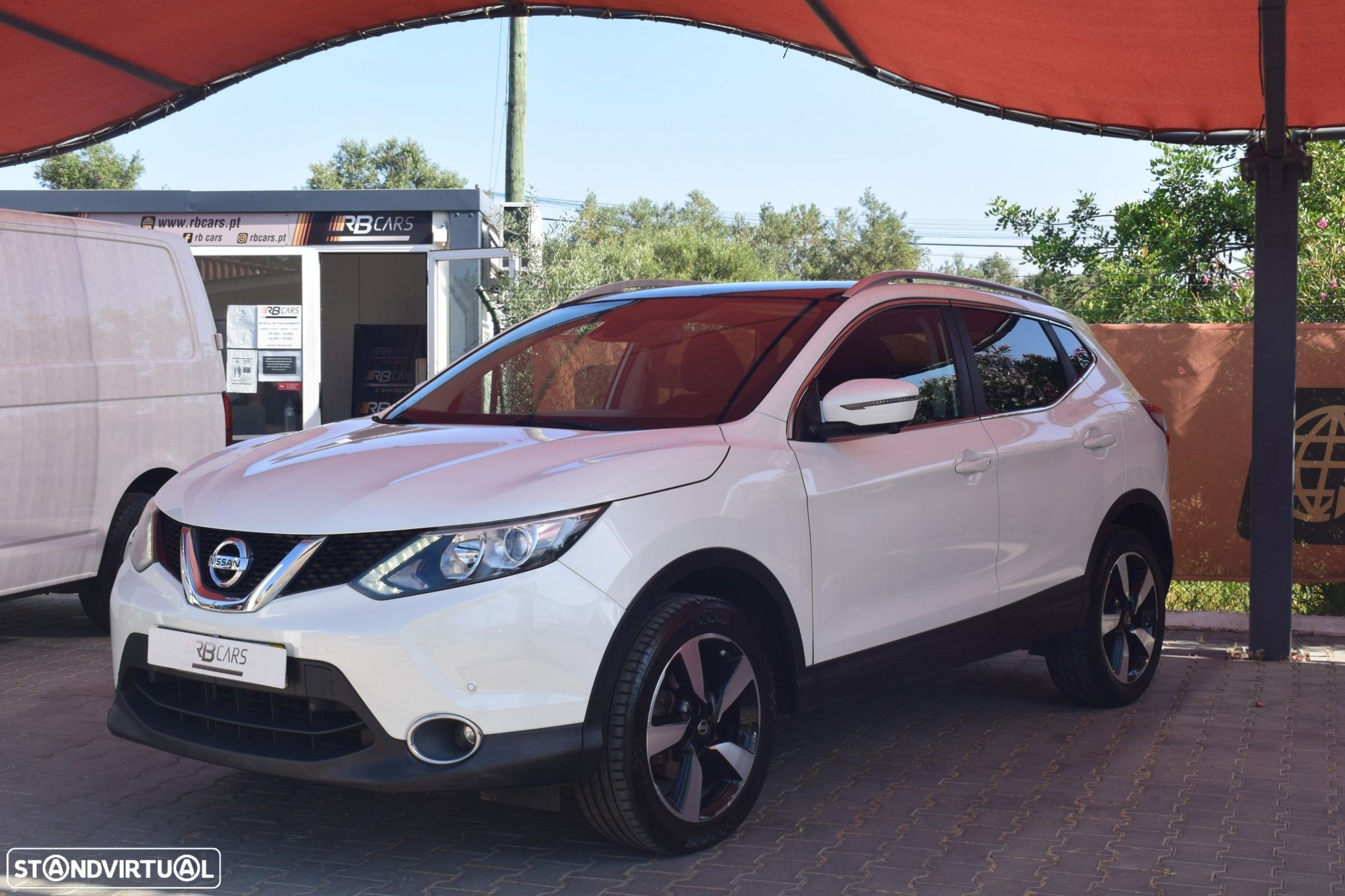 Nissan Qashqai 1.5 dCi N-Connecta 18 - 1