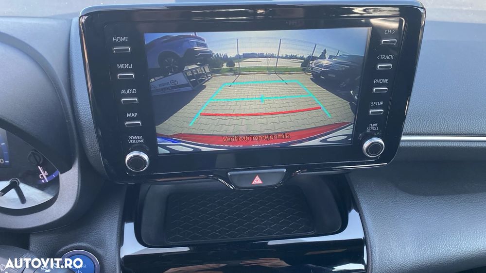 Toyota Yaris Cross 1.5 VVT-i HSD 116 4x2 HEV Dynamic - 17