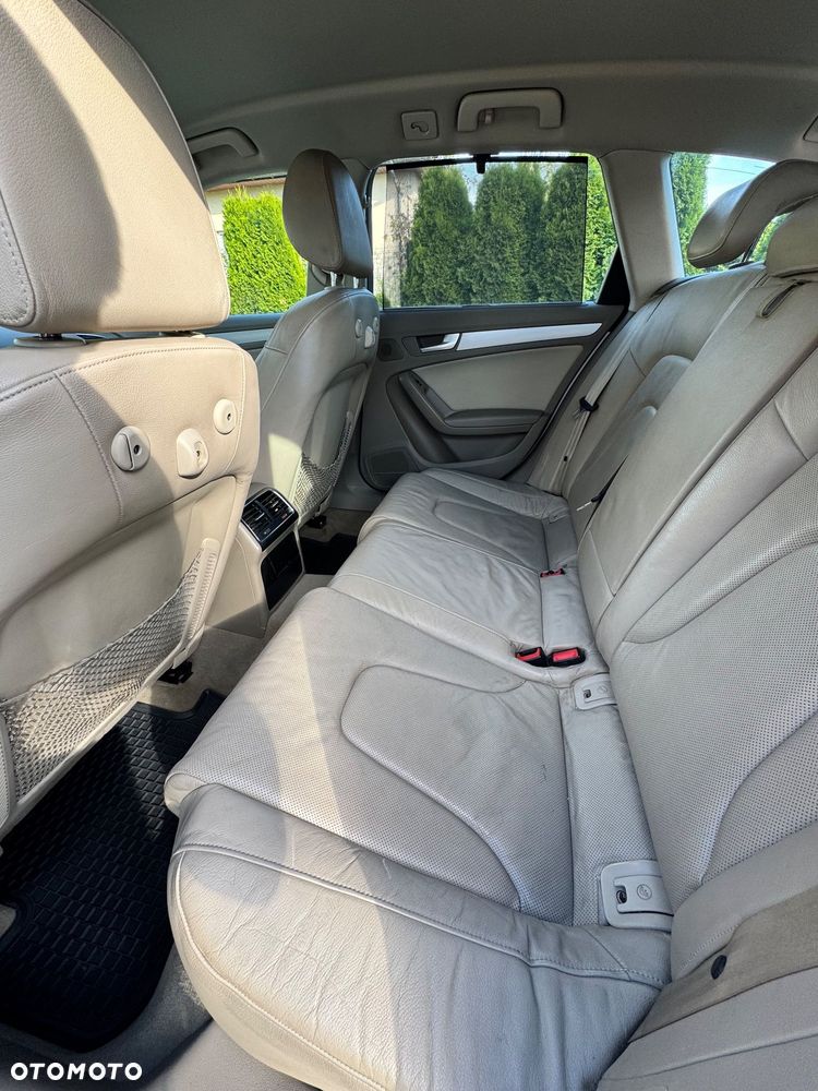 Audi A4 Avant 2.0 TDI Multitronic - 6