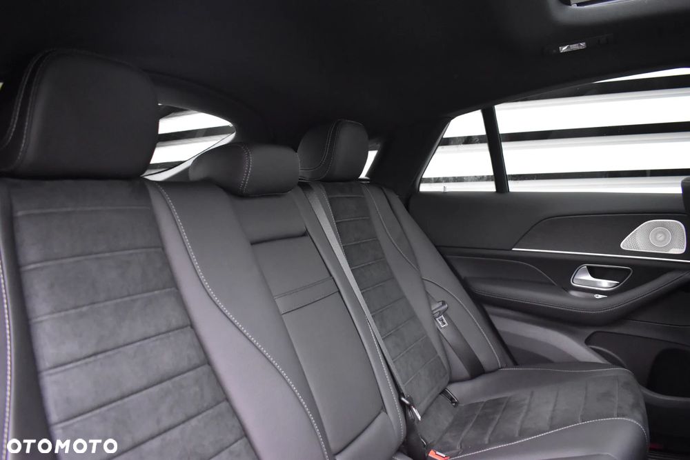 Mercedes-Benz GLE 300 d 4Matic 9G-TRONIC AMG Line Advanced Plus - 22