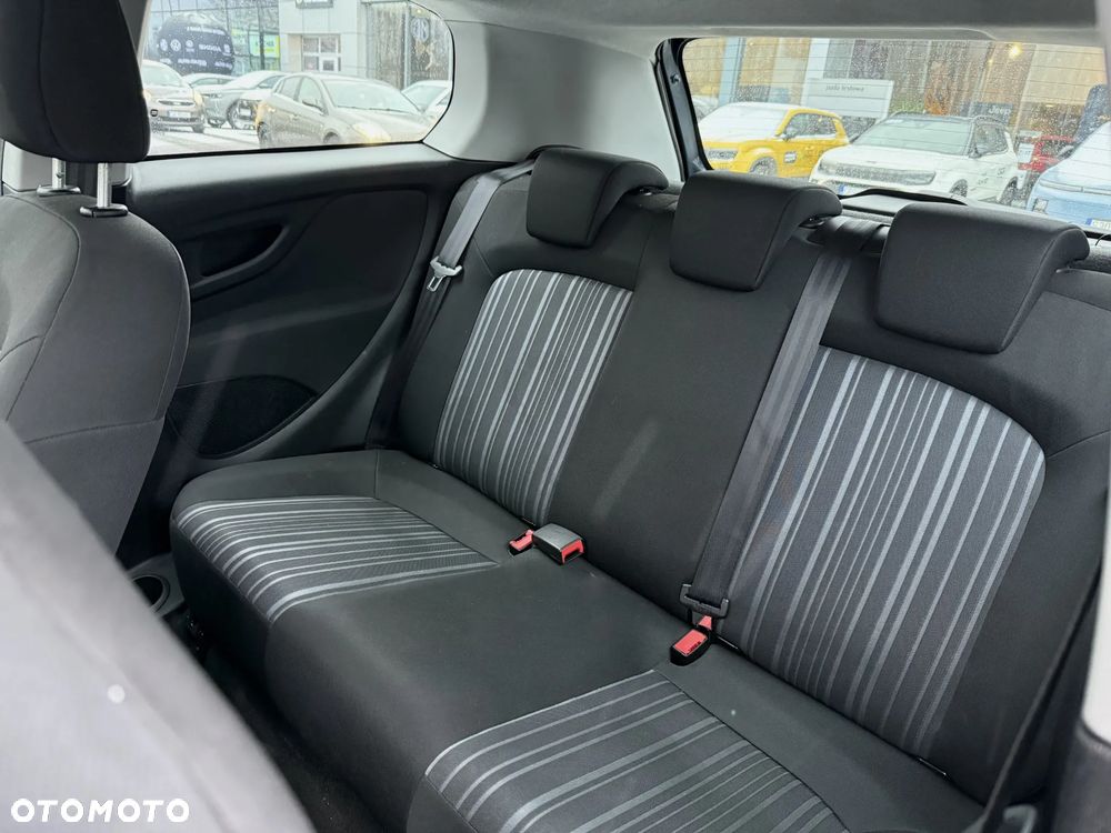 Fiat Punto 1.2 Fresh - 13