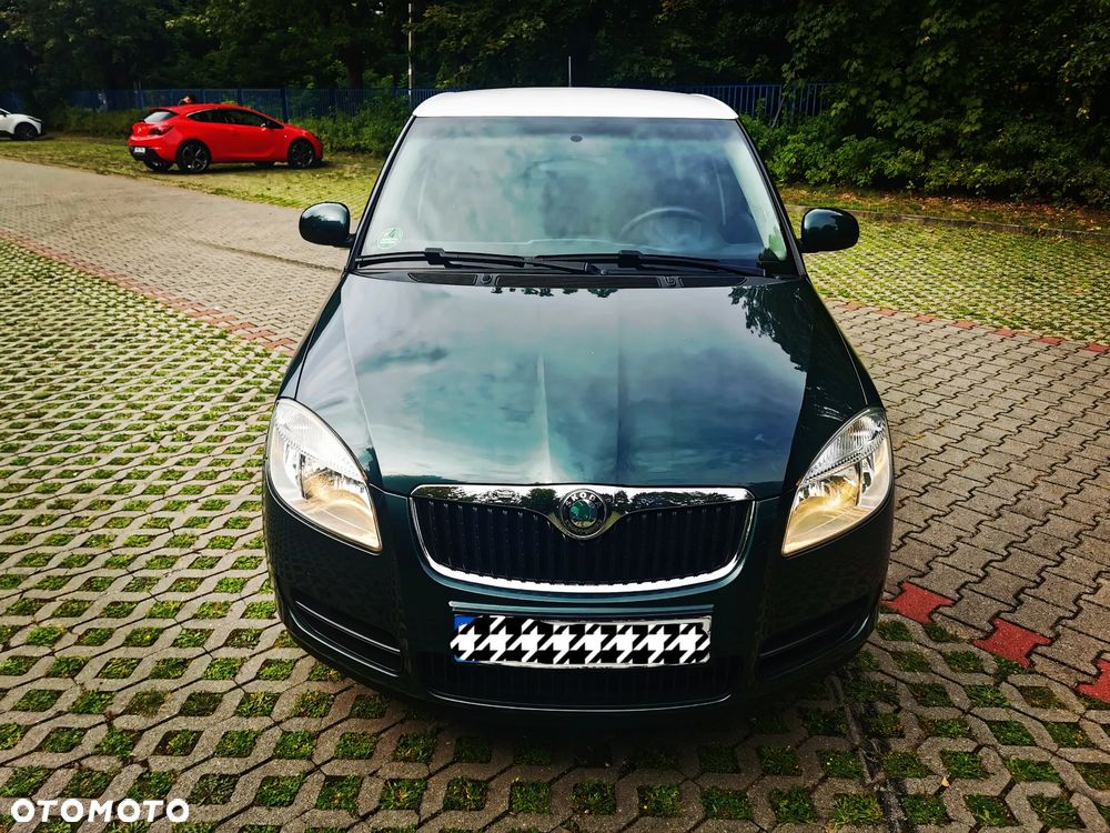 Skoda Fabia 1.4 16V STYLE Edition - 4