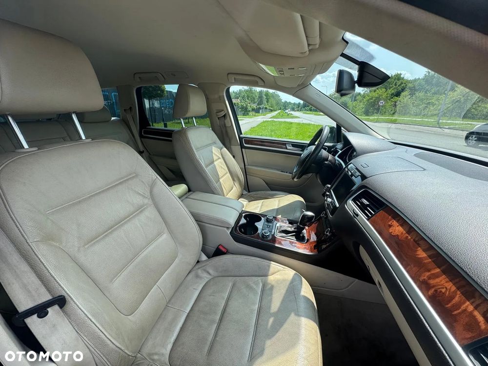 Volkswagen Touareg 3.0 V6 TDI BMT - 12