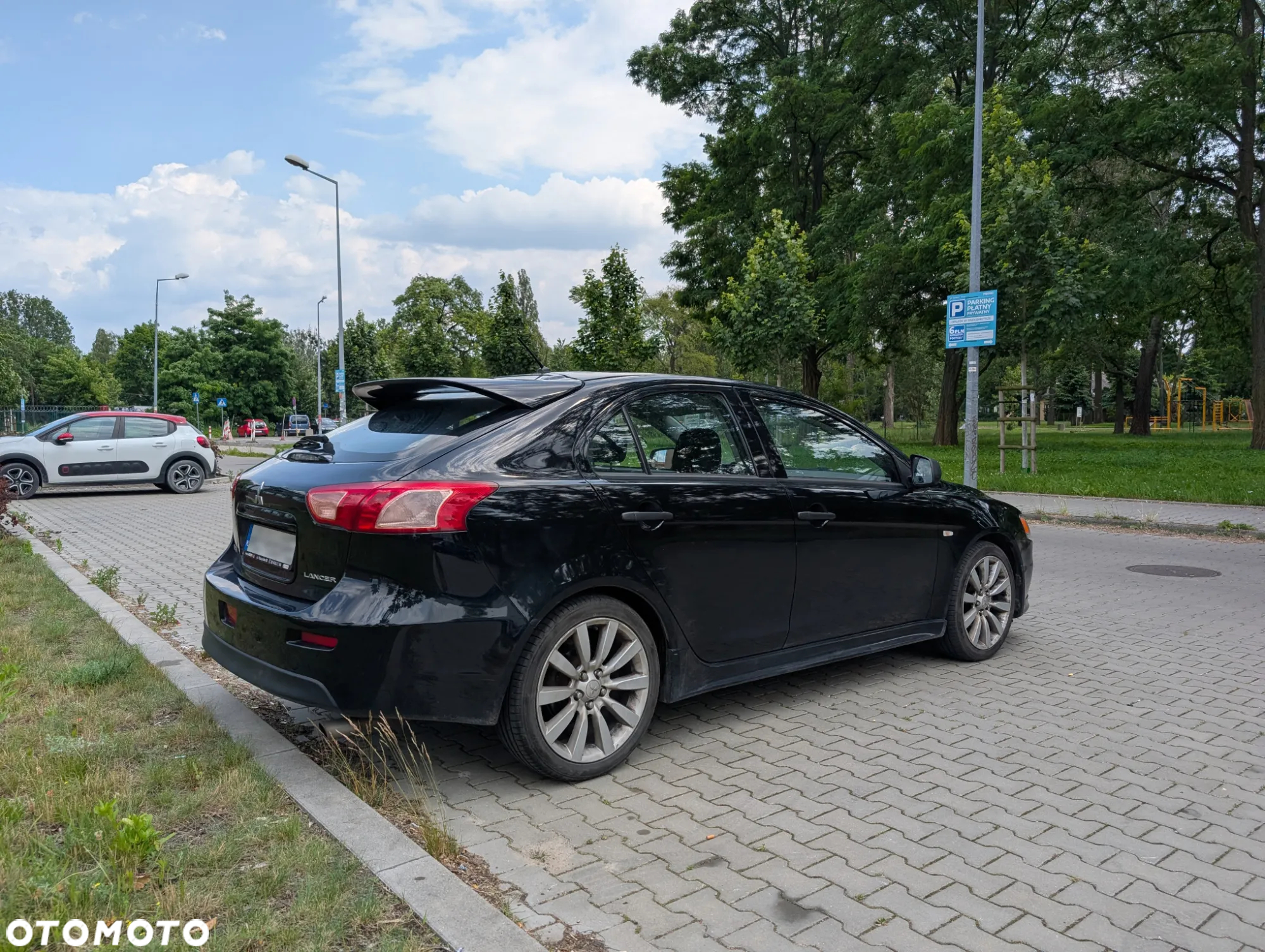 Mitsubishi Lancer 1.6 Inform - 4