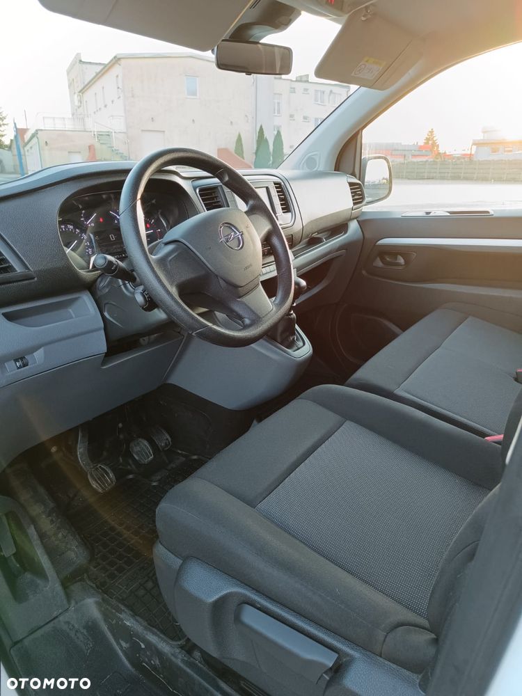 Opel VIVARO - 8