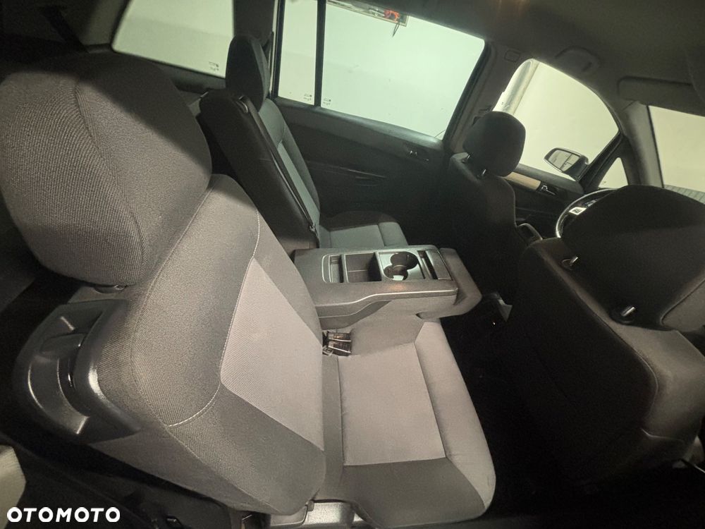 Opel Zafira 1.8 - 7