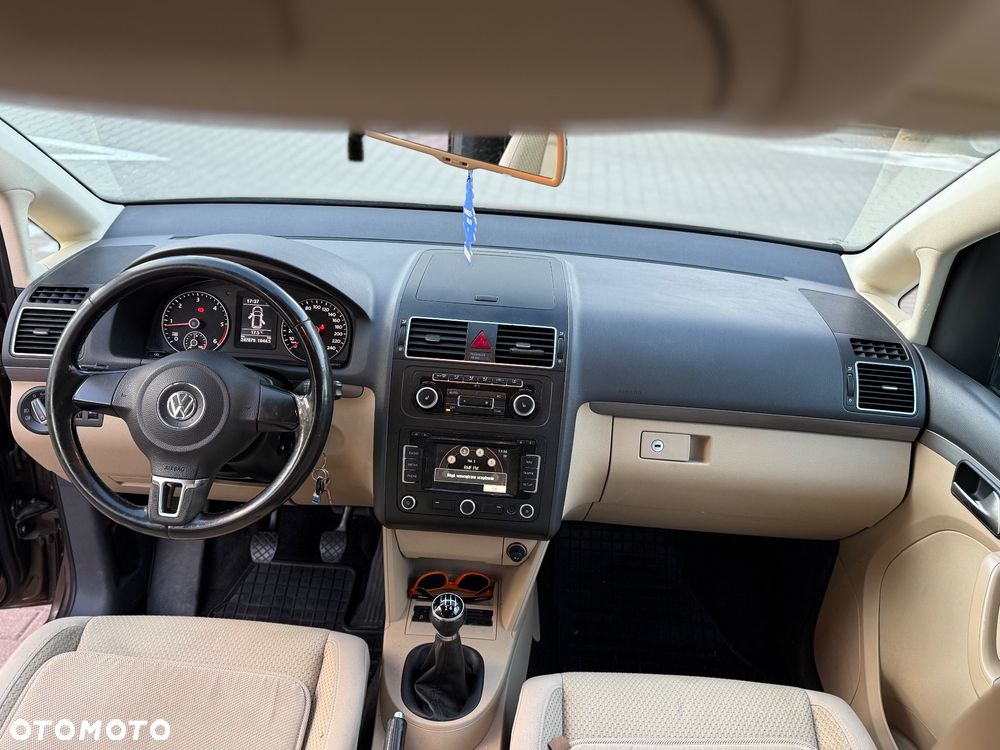 Volkswagen Touran 1.6 TDI DPF Cross - 21