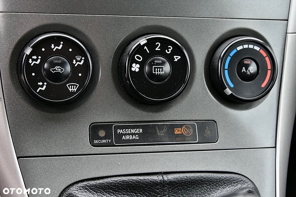 Toyota Auris 1.6 Luna - 14