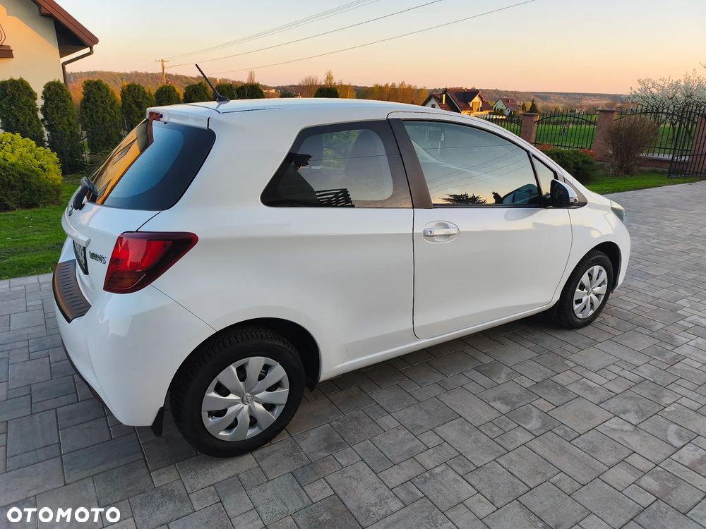 Toyota Yaris 1.0 Active EU6 - 8