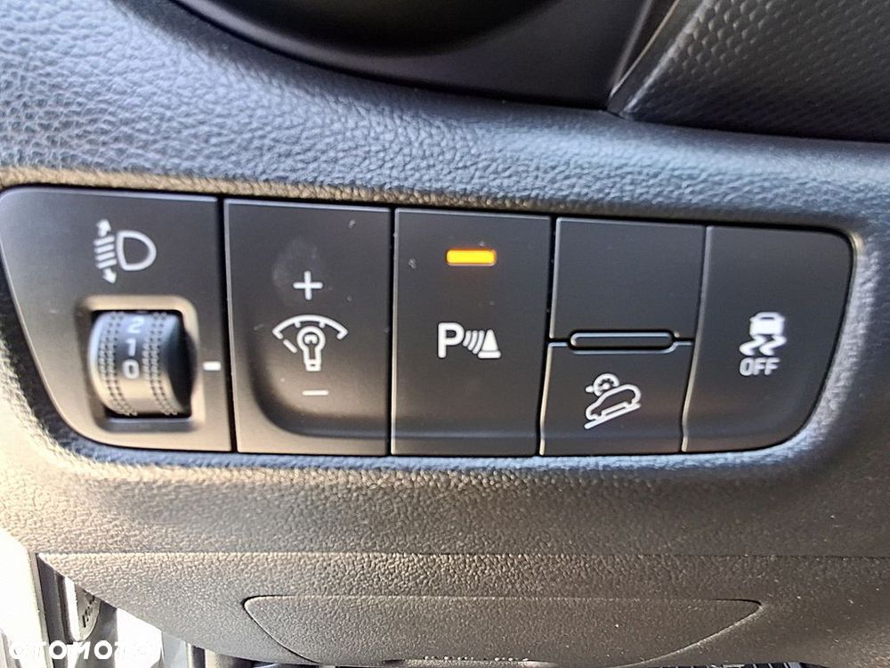 Hyundai Kona - 23