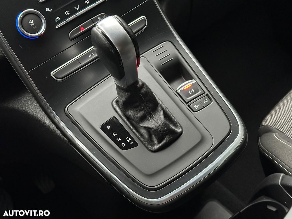 Renault Scenic BLUE dCi 120 EDC BUSINESS EDITION - 10