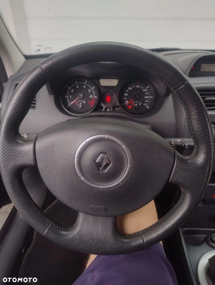 Renault Megane 1.6 Avantage - 21