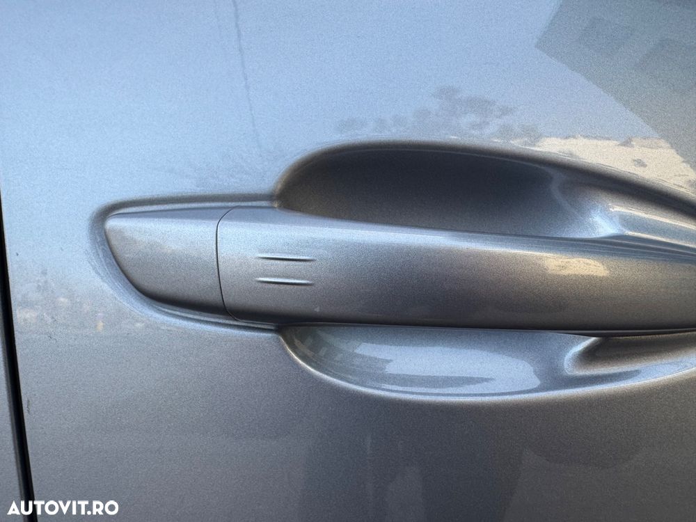 Peugeot 3008 Plug-In Hybrid 225 e-EAT8 Allure Pack - 32