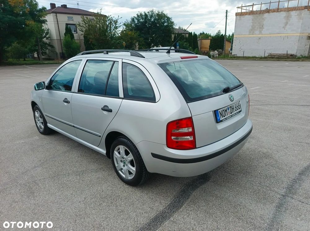 Skoda Fabia 1.4 16V Combi Elegance - 3